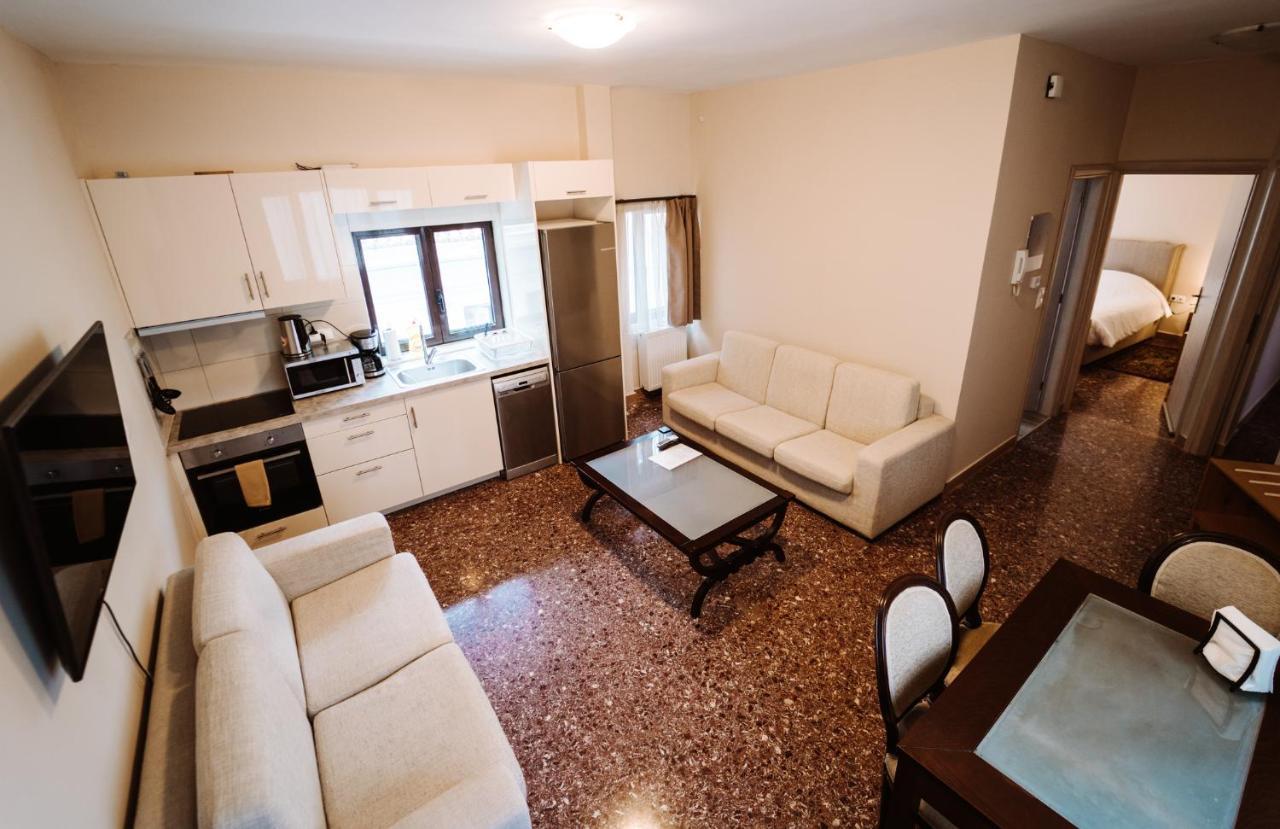 Luxury Apartment In Plaka - Acropolis Атина Екстериор снимка